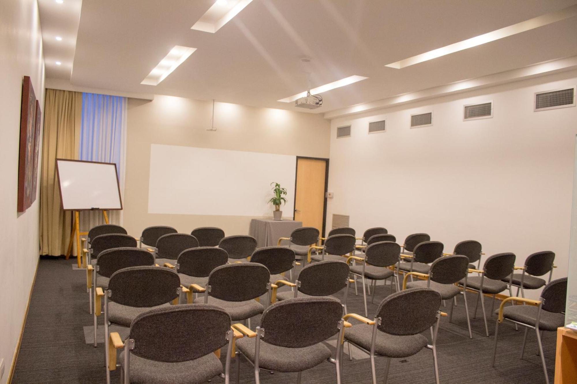 Novelty Suites Hotel Medellin Ngoại thất bức ảnh