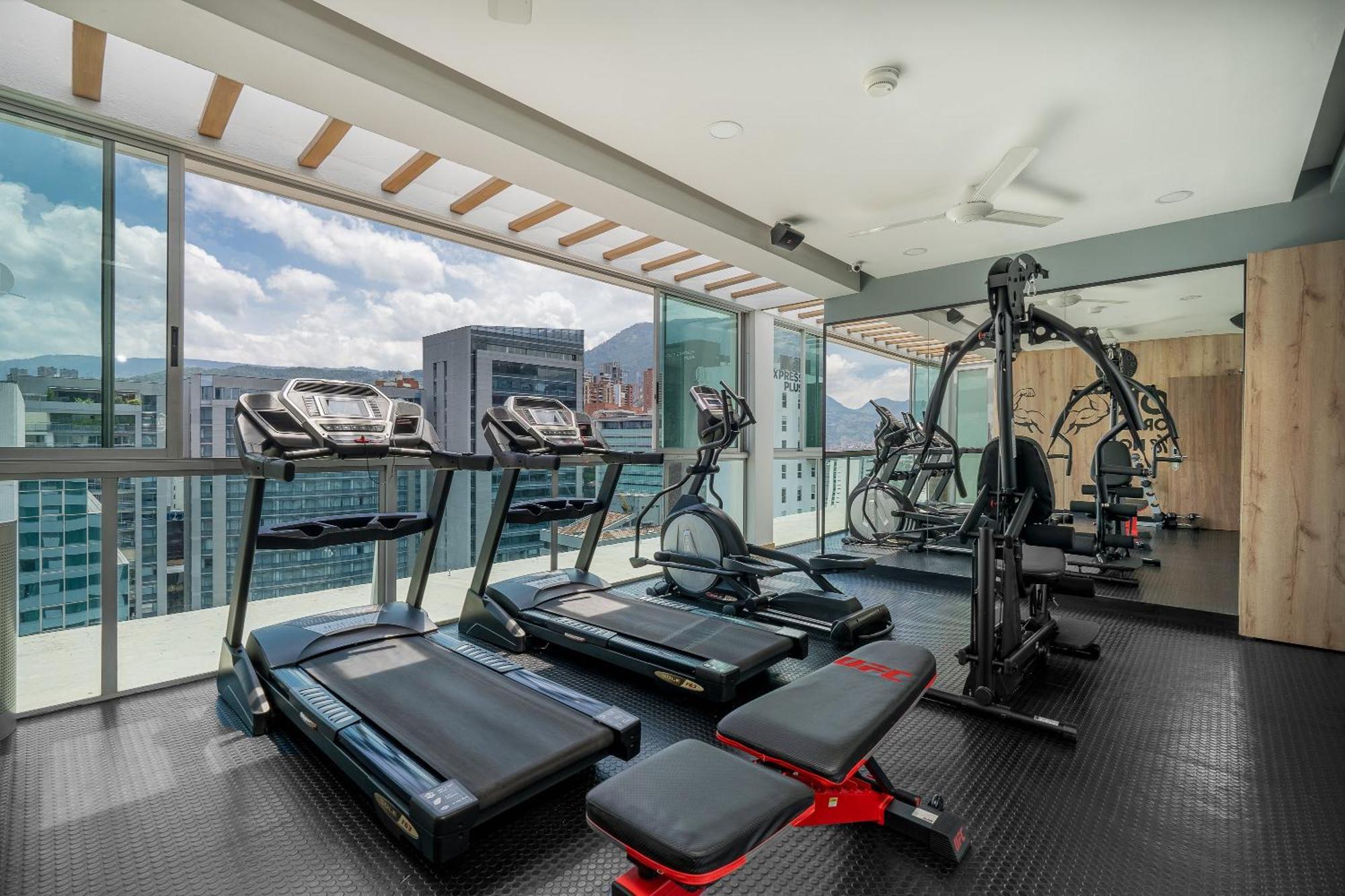 Novelty Suites Hotel Medellin Ngoại thất bức ảnh