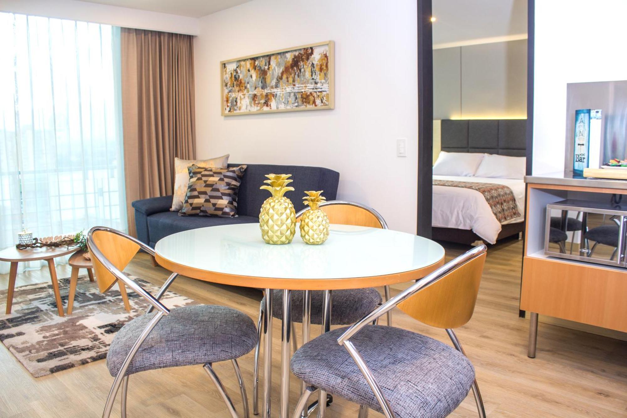 Novelty Suites Hotel Medellin Ngoại thất bức ảnh