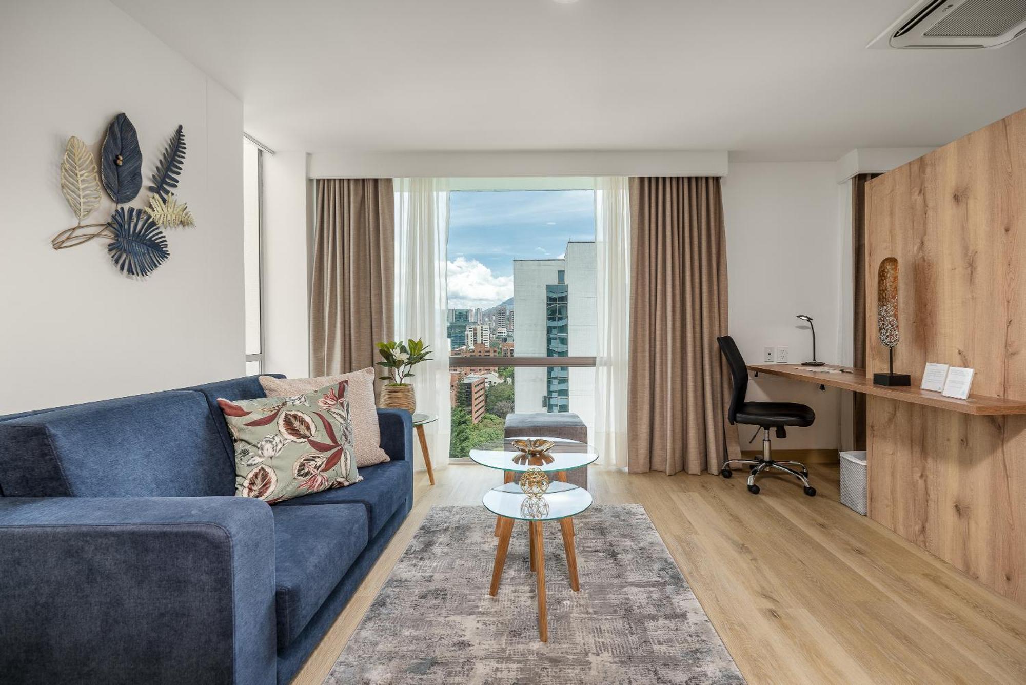 Novelty Suites Hotel Medellin Ngoại thất bức ảnh